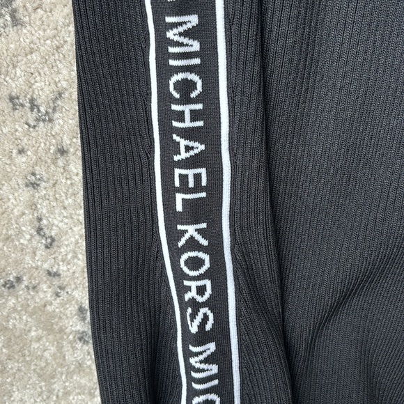 MICHAEL KORS black and white size small knitted mid-calf, short sleeve dress. - Picture 2 of 4